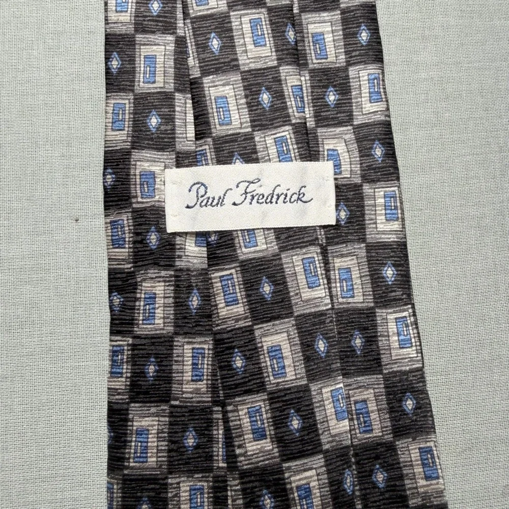 Paul Fredrick Necktie Mens OS Black Silver Blue Excellent Geometric Silk Tie